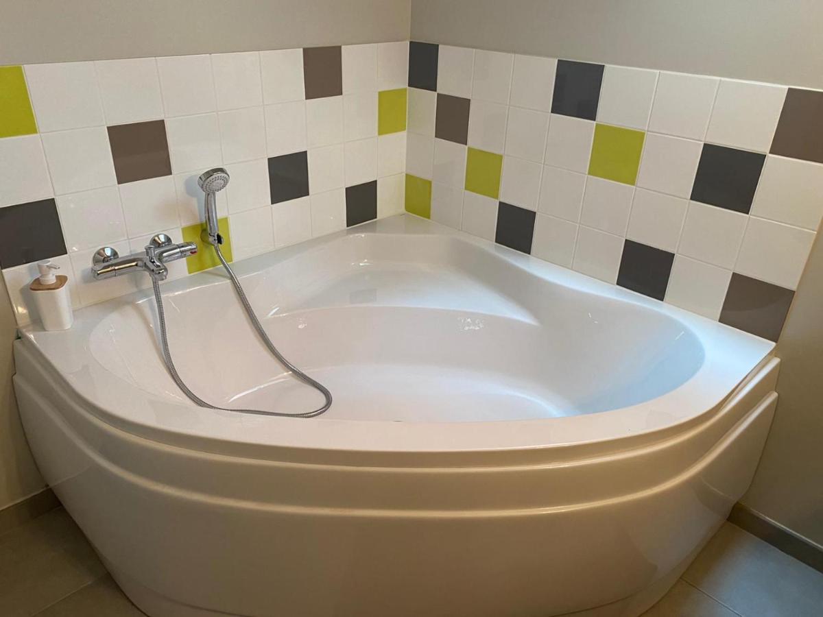 La Grange De Tissey Grand Gite Avec Spa Et Sauna Dragey Luaran gambar
